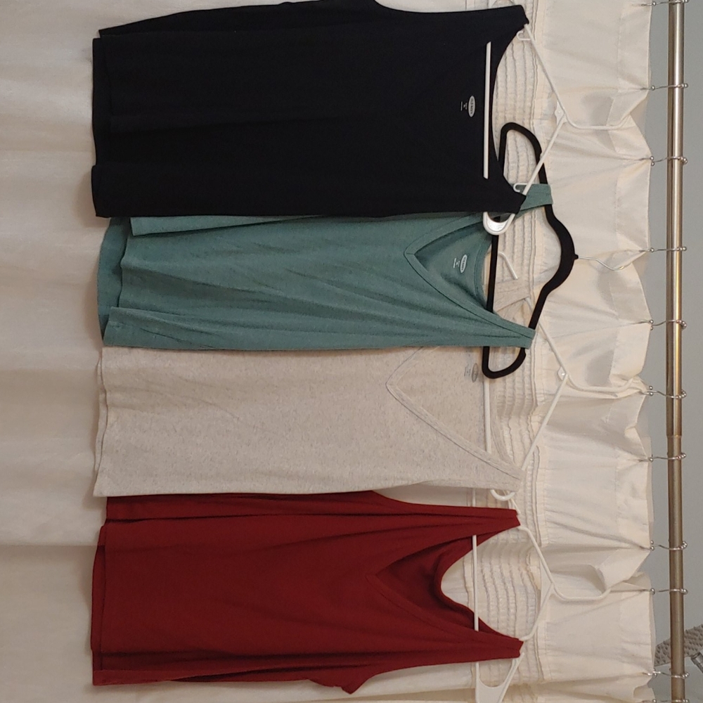 Old Navy Tank Bundle